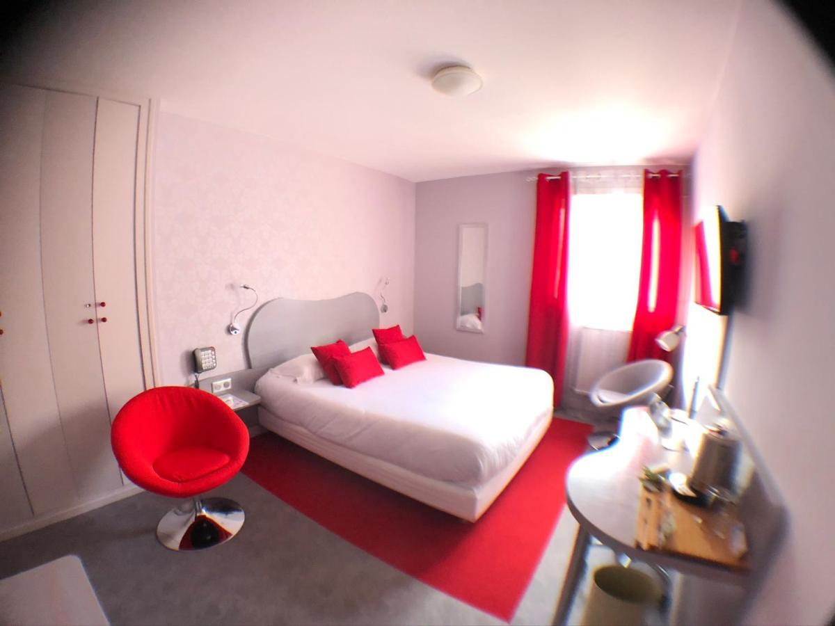 Auv'Hotel Mauriac  Exterior photo
